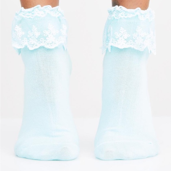 NWT Dolls Kill Baby Blue Ruffle Socks – OS | Soft Girl Kawaii Lolita Aesthetic - Picture 2 of 3